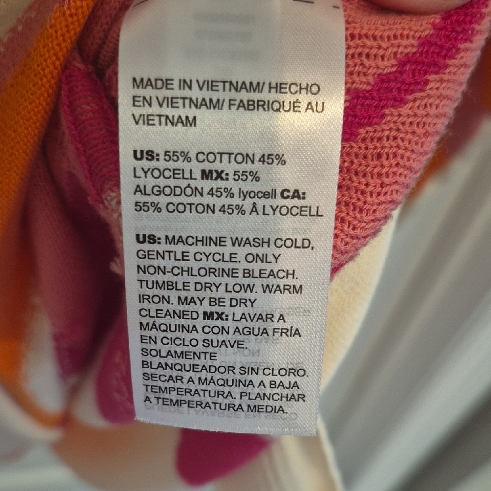 Chico's Vibrant Floral Orange and Pink Long Sleeve Lightweight Sweater - Picture 6 of 8